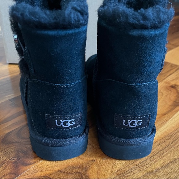 UGG Mini Bailey Button Gem Swarovski Crystal Black Suede Boots size 37, … - Picture 12 of 15